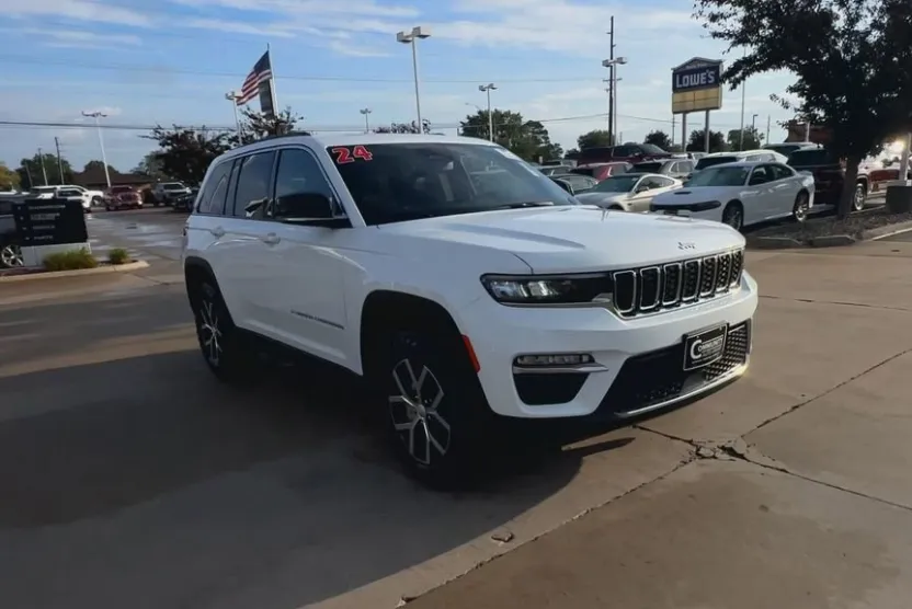 2024 Jeep Grand Cherokee Limited photo 1