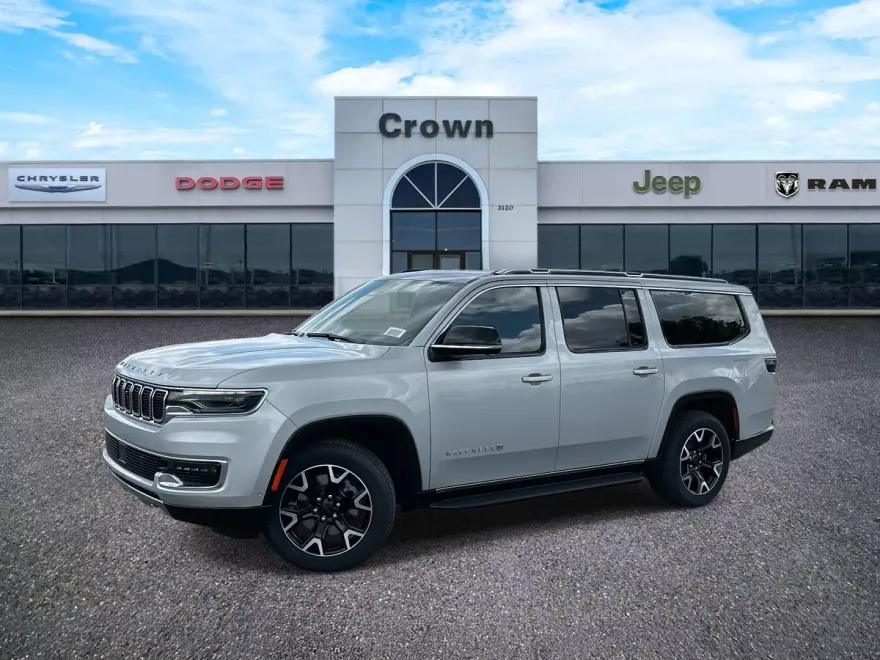 2025 Jeep Wagoneer L Series III photo 1