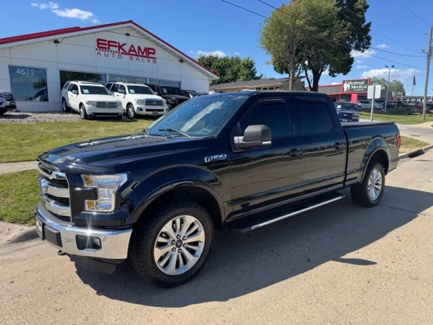 2016 Ford F-150 Lariat photo 1