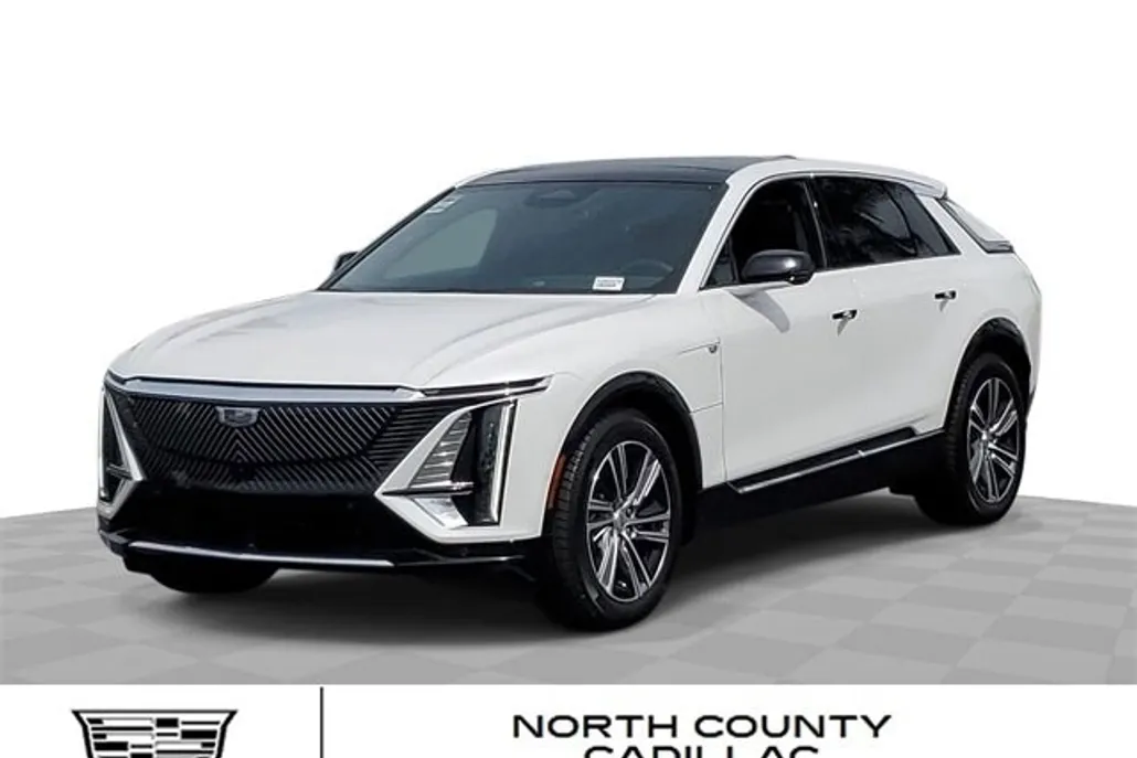 2024 Cadillac Lyriq Luxury photo 1