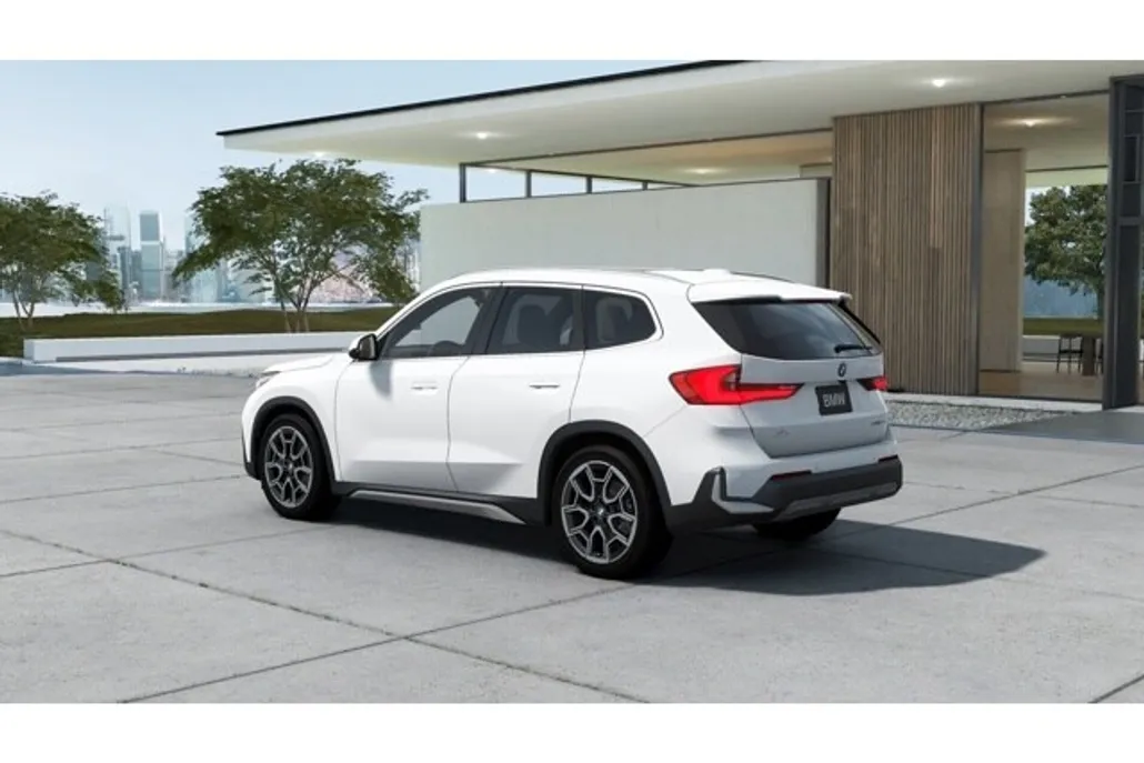 2025 Bmw X1 XDrive28i photo 1