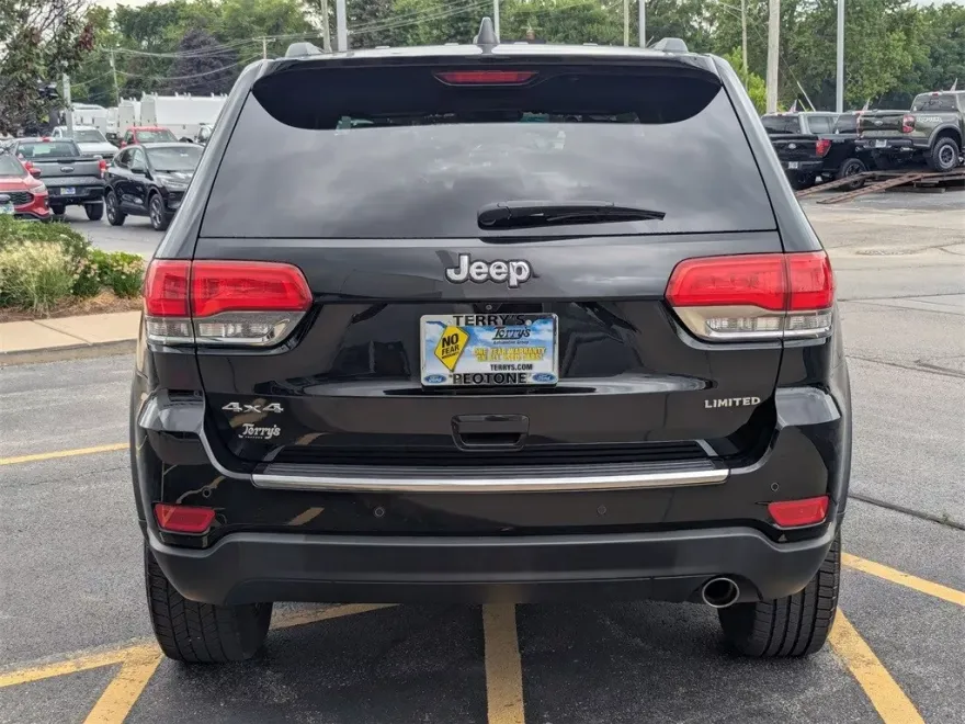 2019 Jeep Grand Cherokee Limited photo 1