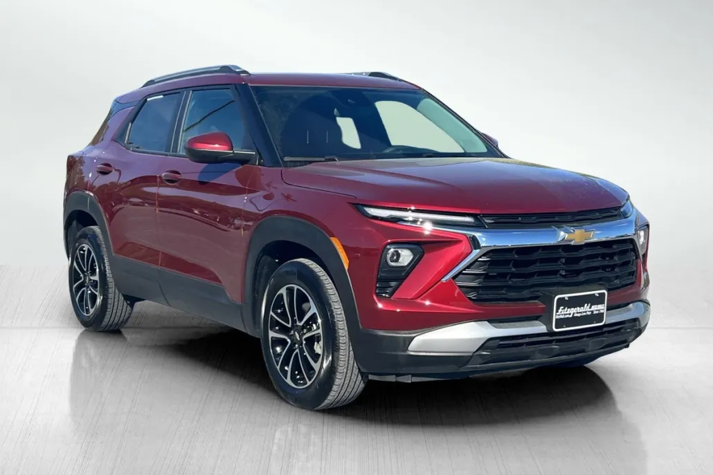 2025 Chevrolet Trailblazer LT photo 1