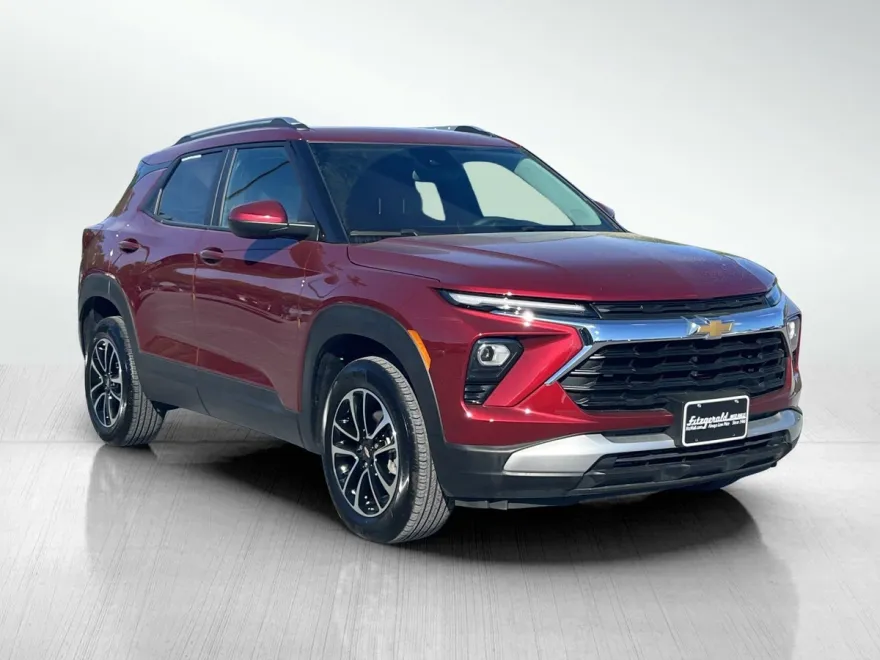 2025 Chevrolet Trailblazer LT photo 1
