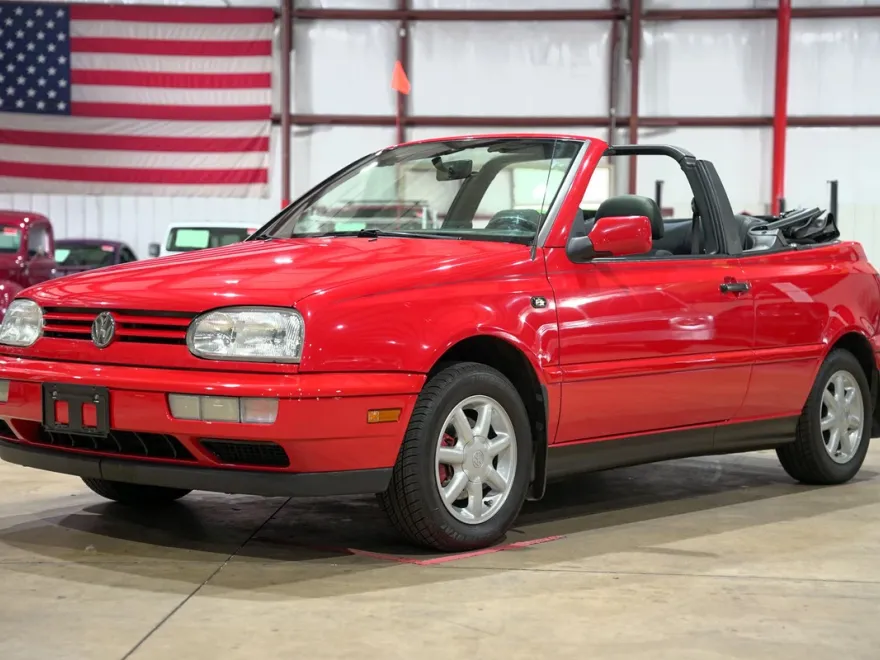 1996 Volkswagen Cabrio photo 1