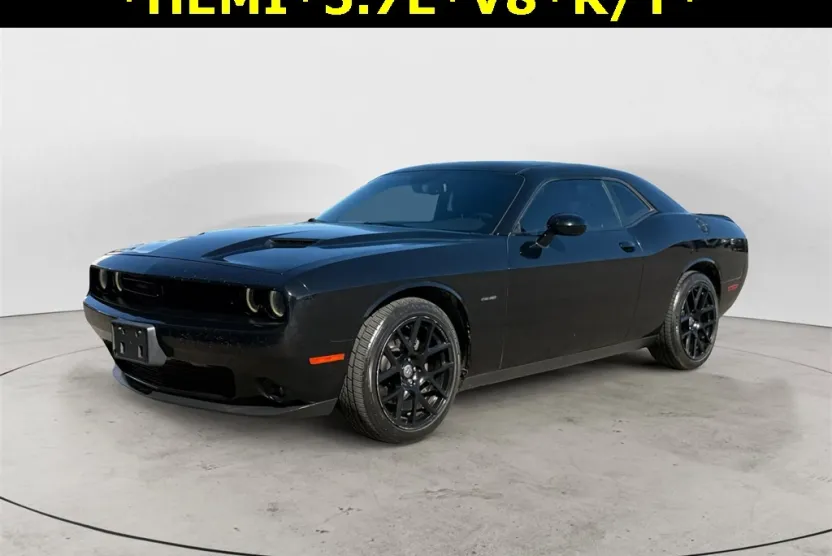 2018 Dodge Challenger R/T photo 1
