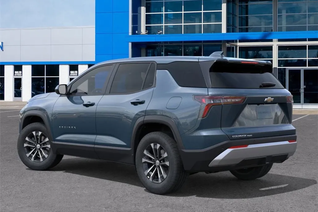 2026 Chevrolet Equinox LT photo 1