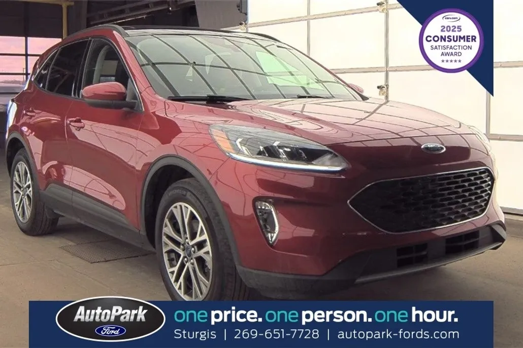 2022 Ford Escape SEL photo 1