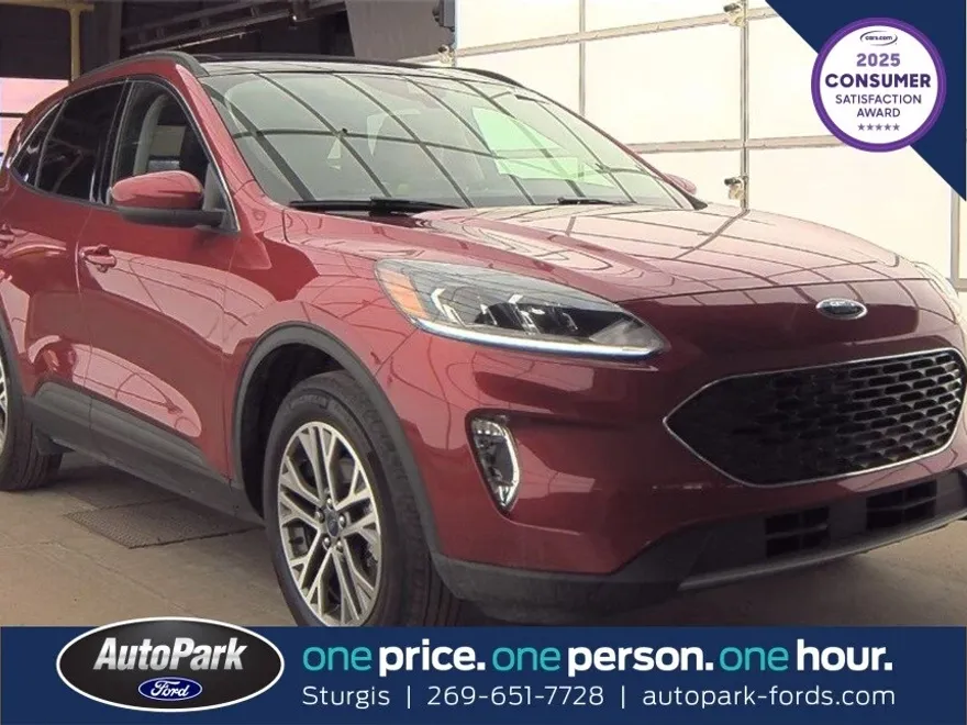 2022 Ford Escape SEL photo 1