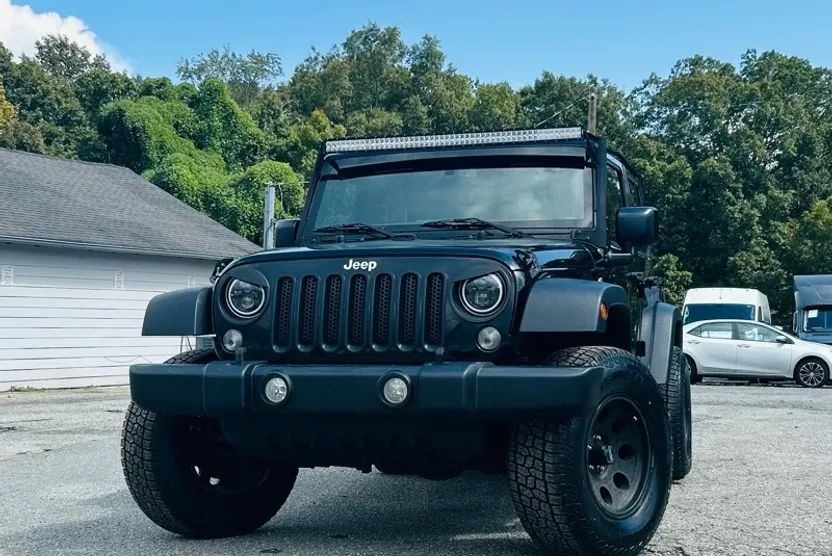 2017 Jeep Wrangler Unlimited Sport photo 1