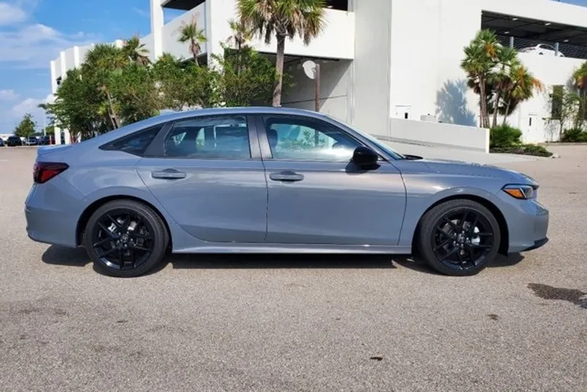 2026 Honda Civic Sport Hybrid photo 1