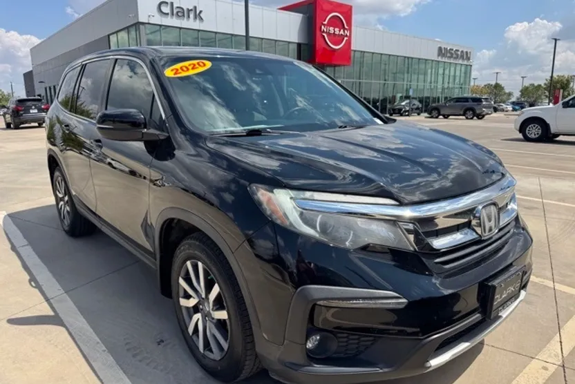 2020 Honda Pilot EX photo 1