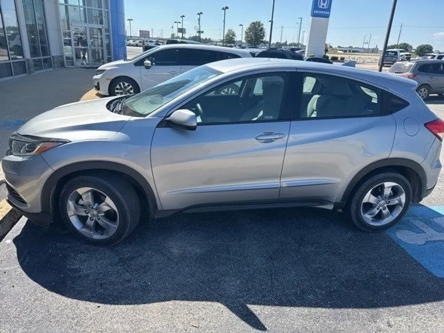 2021 Honda HR-V LX photo 1