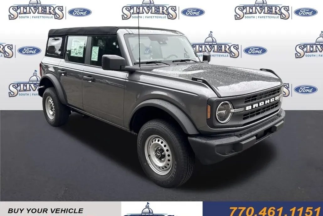 2025 Ford Bronco Base photo 1