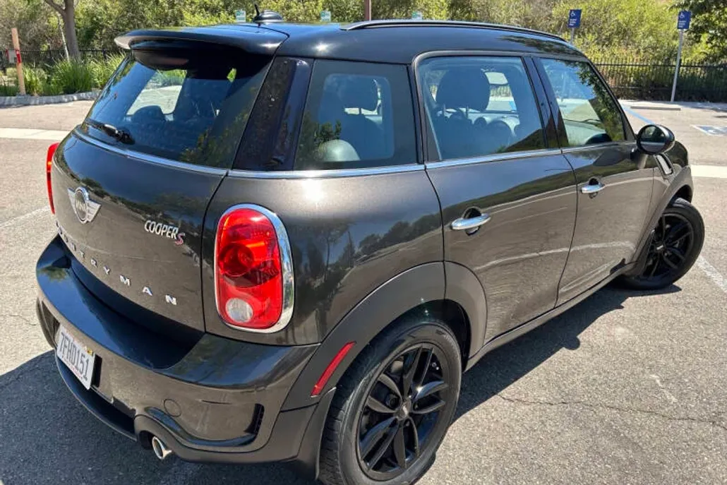 2015 Mini Countryman S photo 1