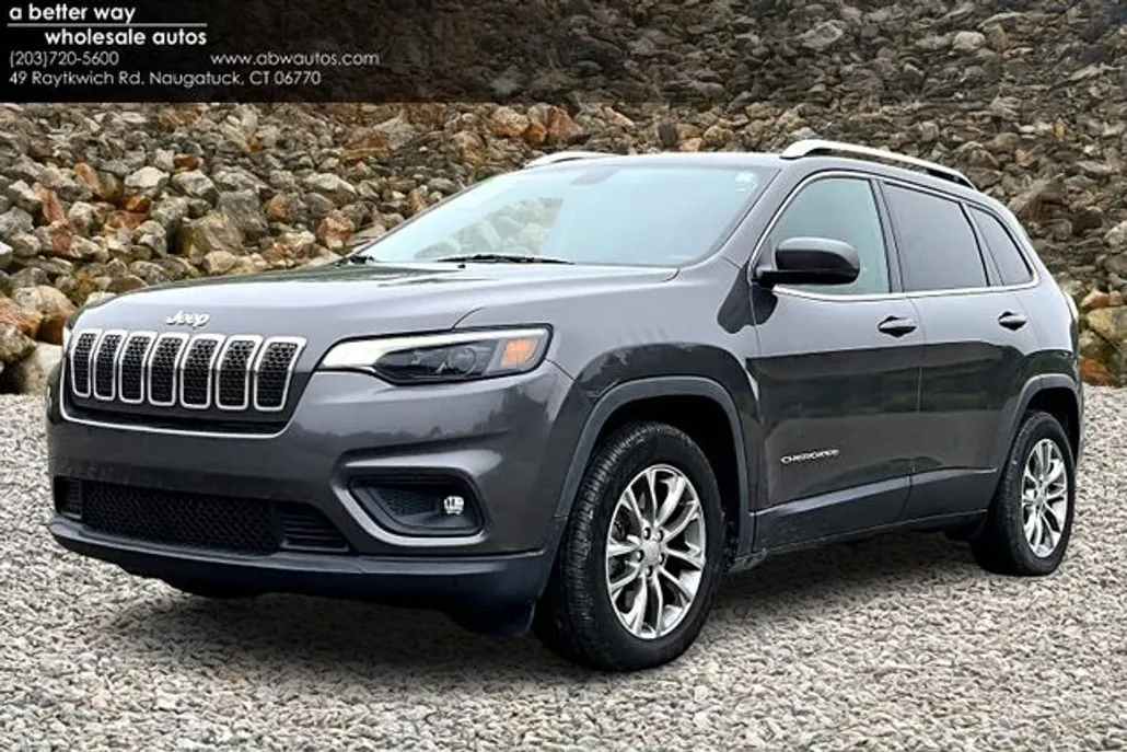 2019 Jeep Cherokee Latitude photo 1