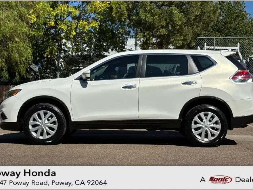 2014 Nissan Rogue S AWD photo 1