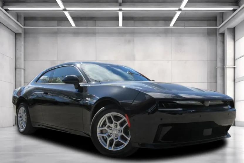 2025 Dodge Charger R/T photo 1