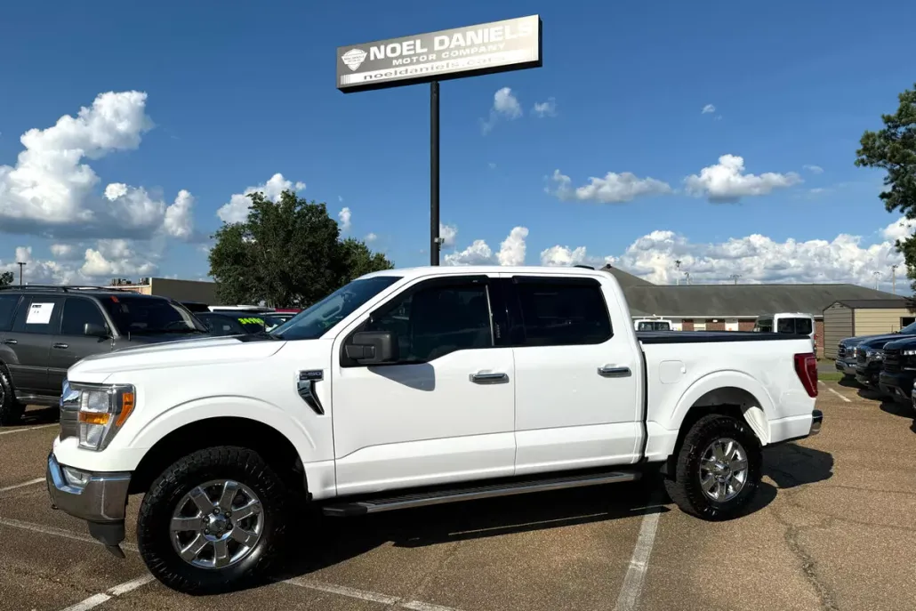2022 Ford F-150 XLT photo 1