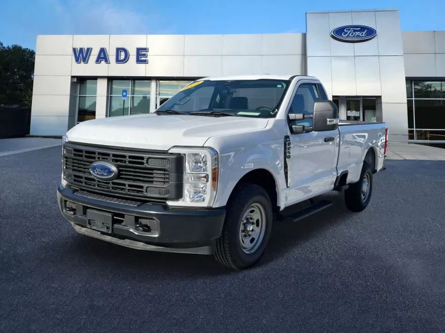2023 Ford F-250 XL photo 1