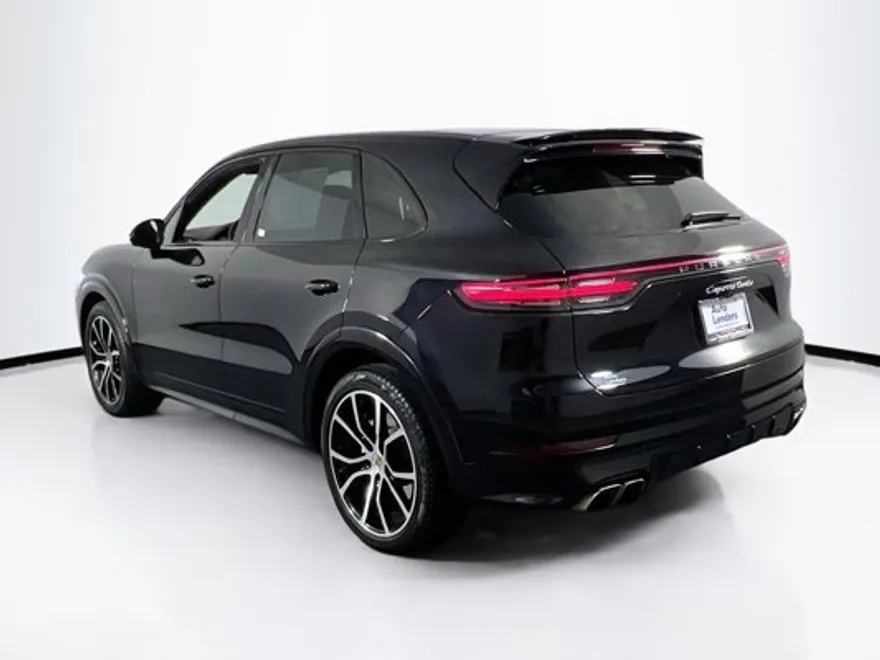 2019 Porsche Cayenne Turbo photo 1