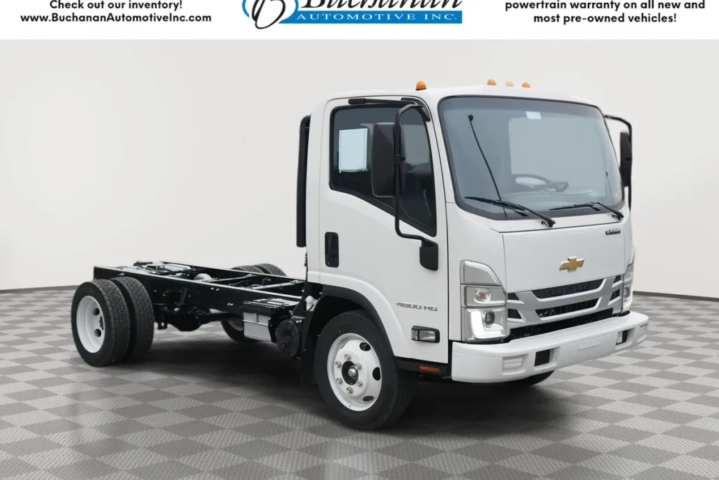 2025 Chevrolet Silverado 4500HD photo 1