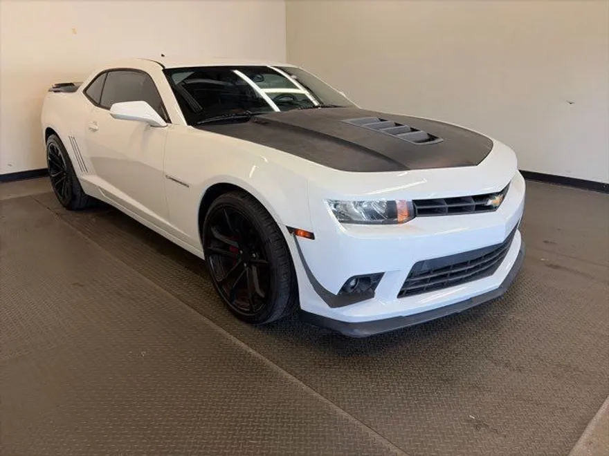2015 Chevrolet Camaro SS photo 1