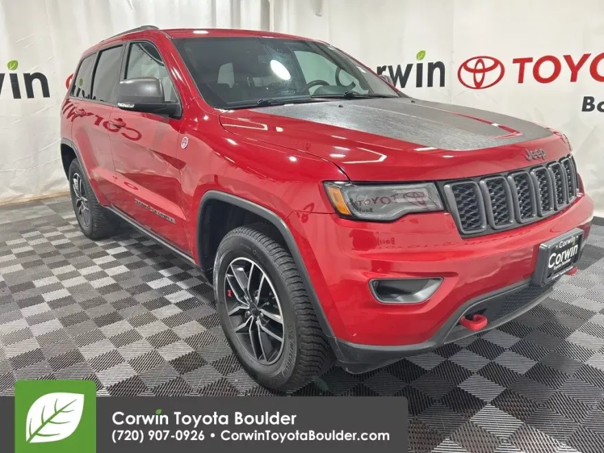 2019 Jeep Grand Cherokee Trailhawk photo 1
