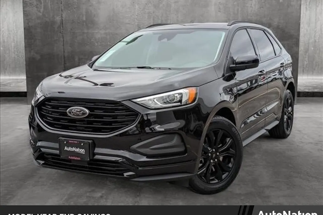2024 Ford Edge SE photo 1