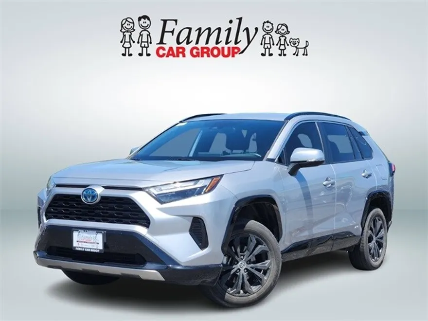 2022 Toyota RAV4 Hybrid SE photo 1