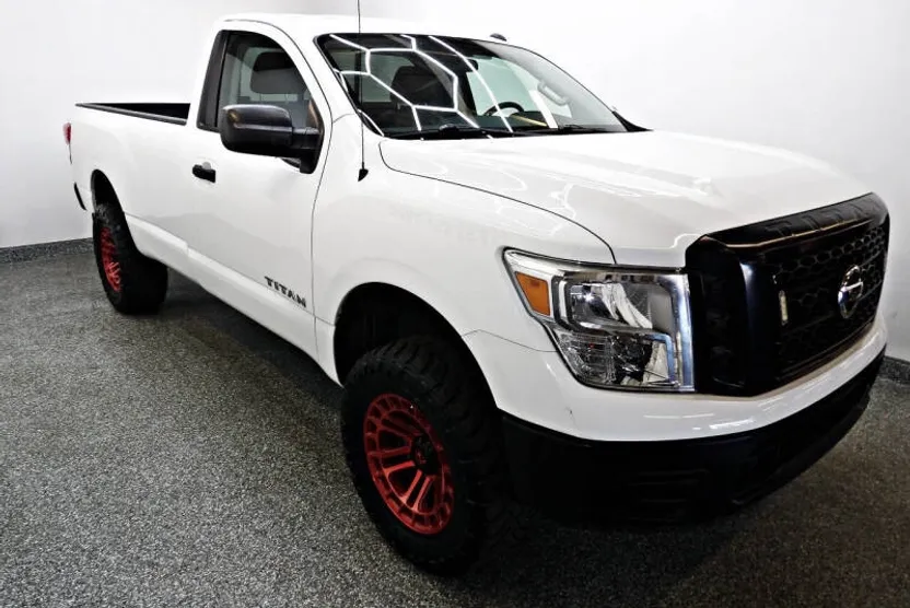 2019 Nissan Titan S photo 1