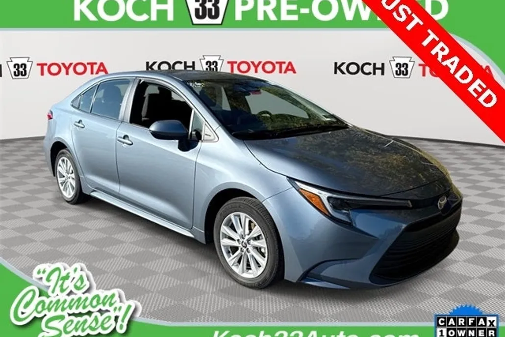 2024 Toyota Corolla Hybrid LE photo 1