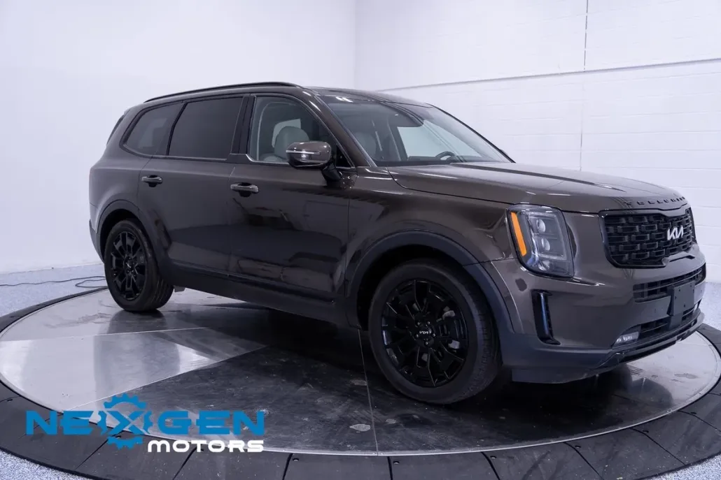 2022 Kia Telluride SX photo 1