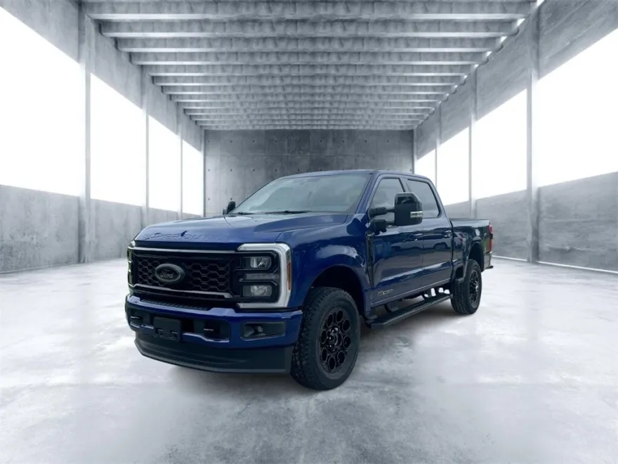 2026 Ford F-350 Lariat photo 1