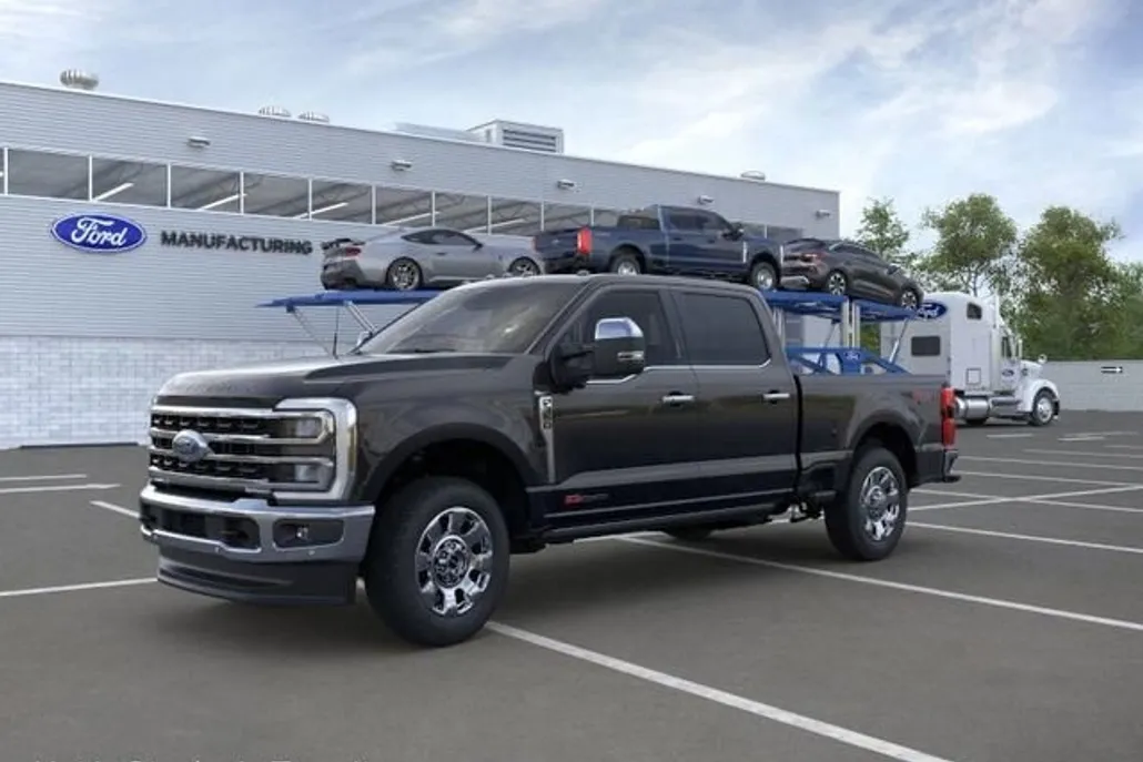 2025 Ford F-350 King Ranch photo 1