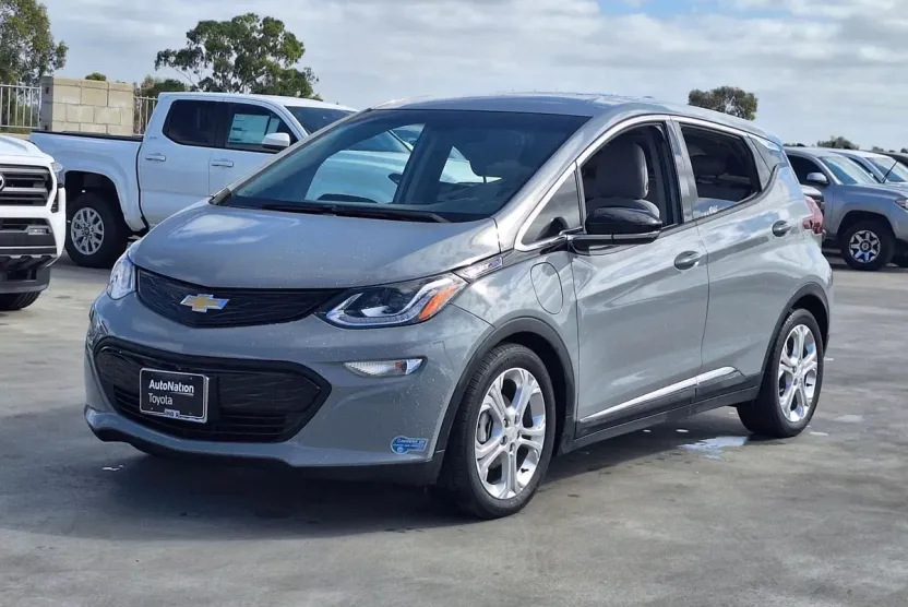 2020 Chevrolet Bolt EV photo 1
