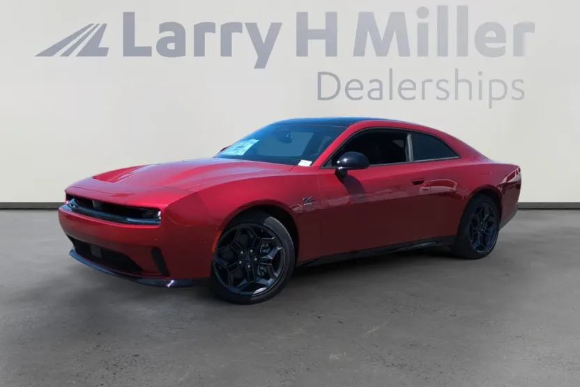 2025 Dodge Charger Daytona R/T AWD photo 1