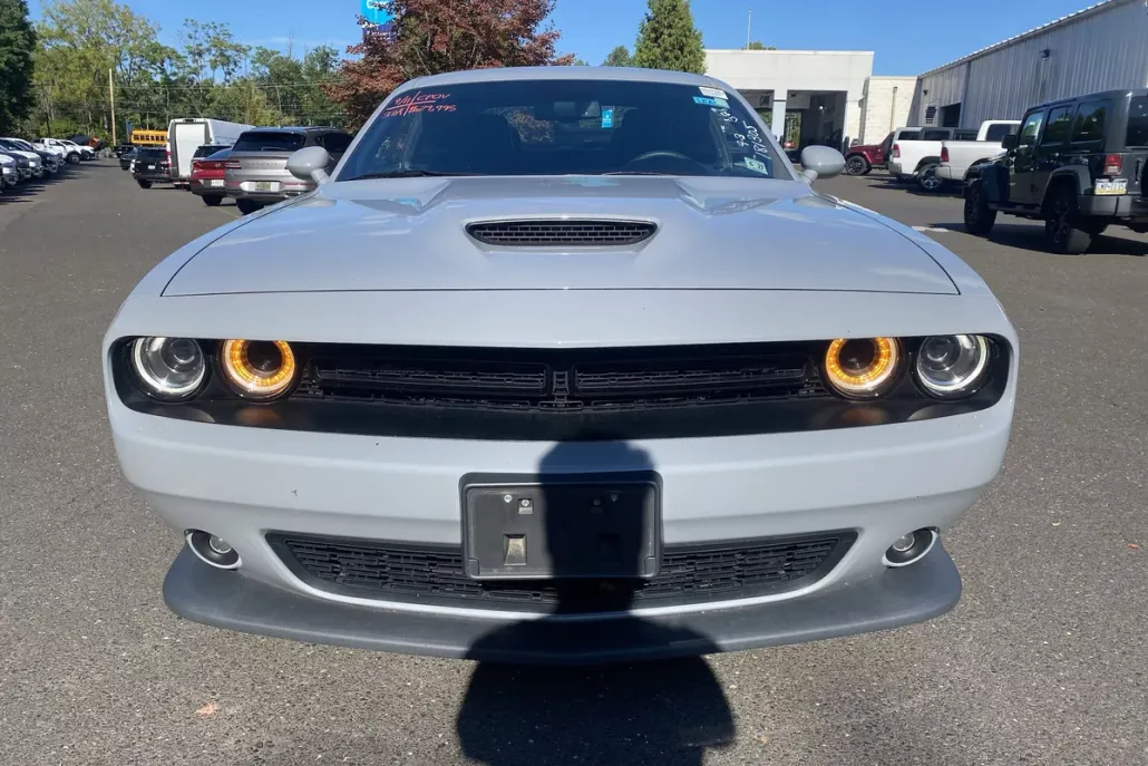 2022 Dodge Challenger GT photo 1