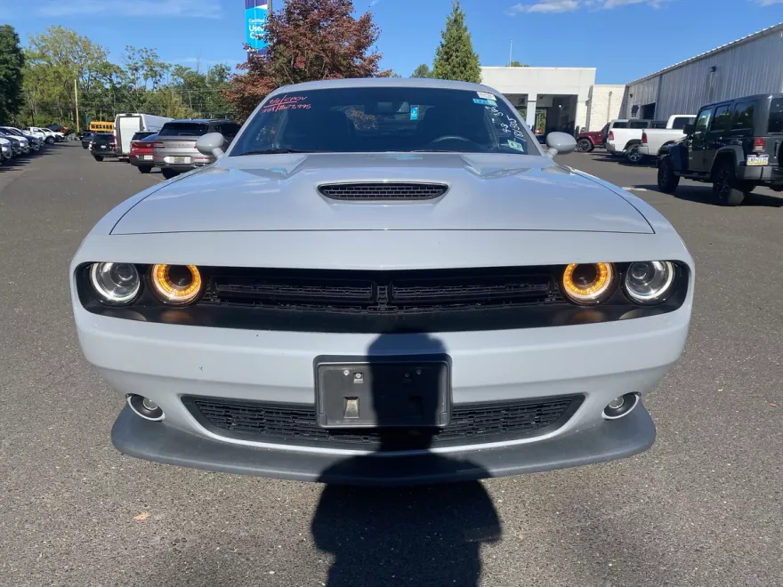 2022 Dodge Challenger GT photo 1