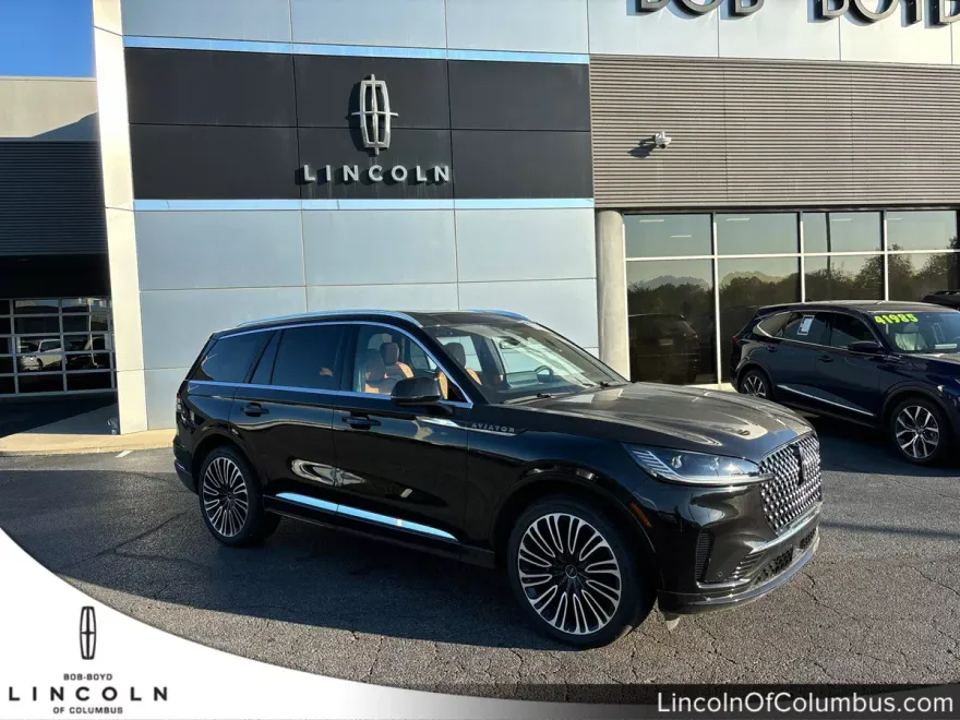 2025 Lincoln Aviator Black Label photo 1