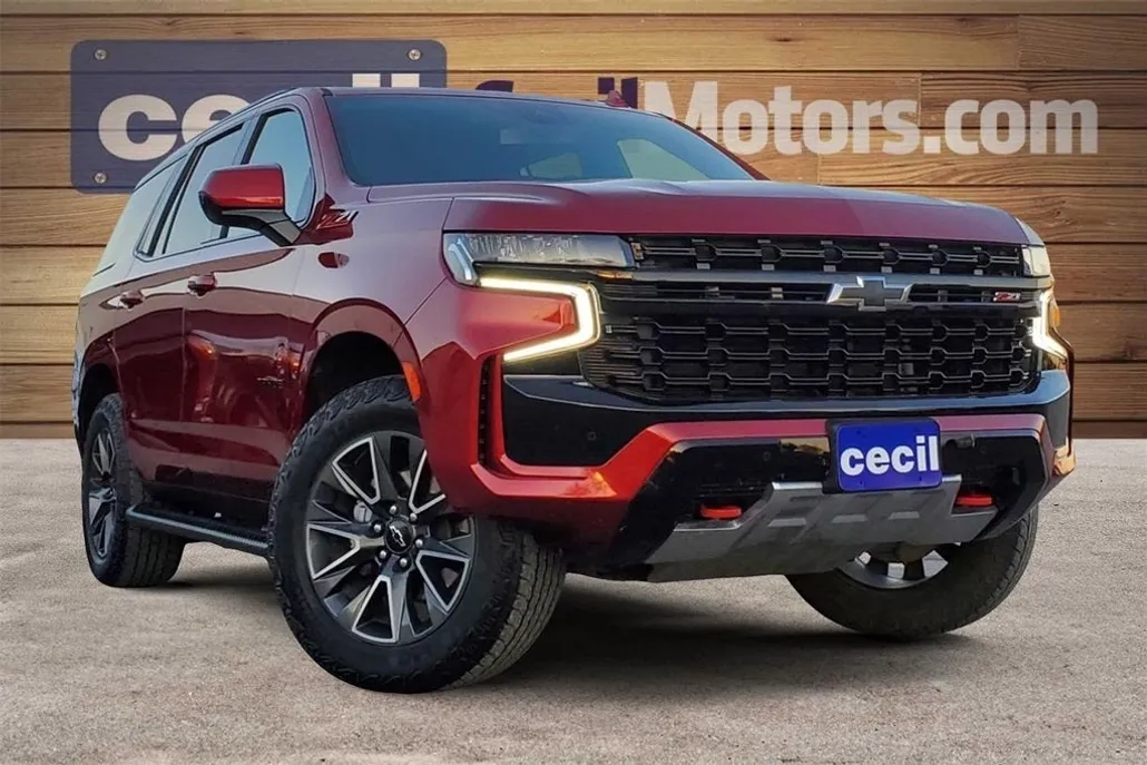 2023 Chevrolet Tahoe Z71 photo 1