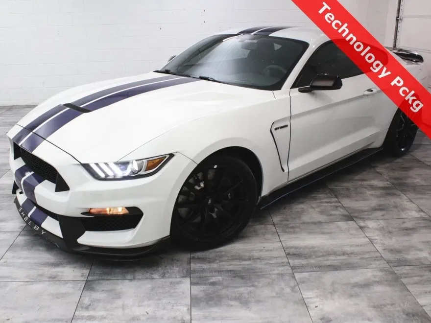 2016 Ford Mustang Shelby GT350 photo 1