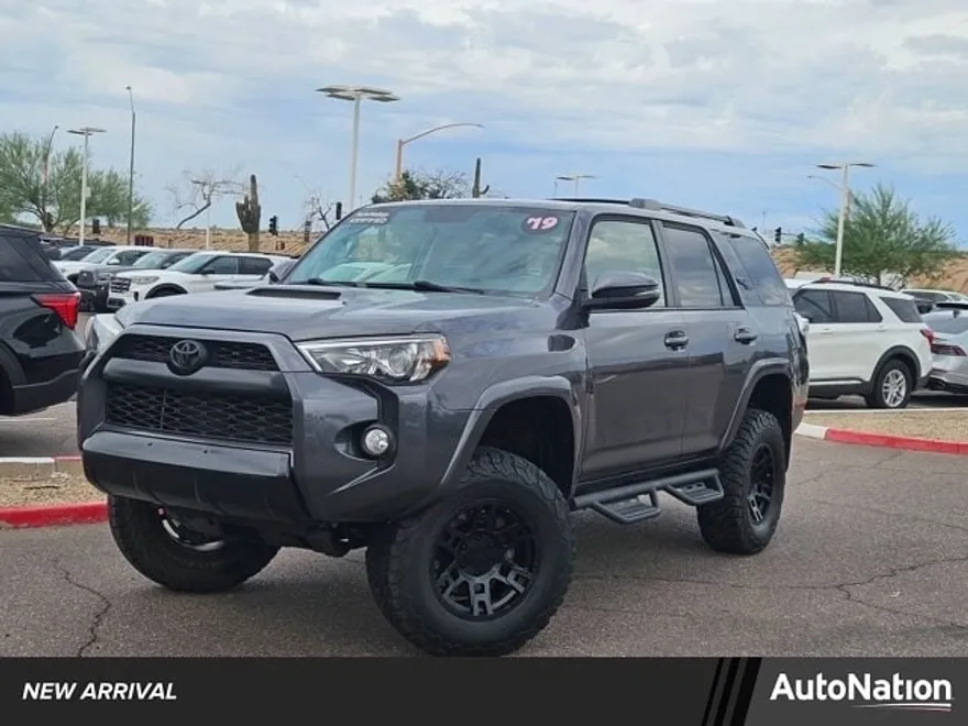 2019 Toyota 4Runner TRD Premium photo 1