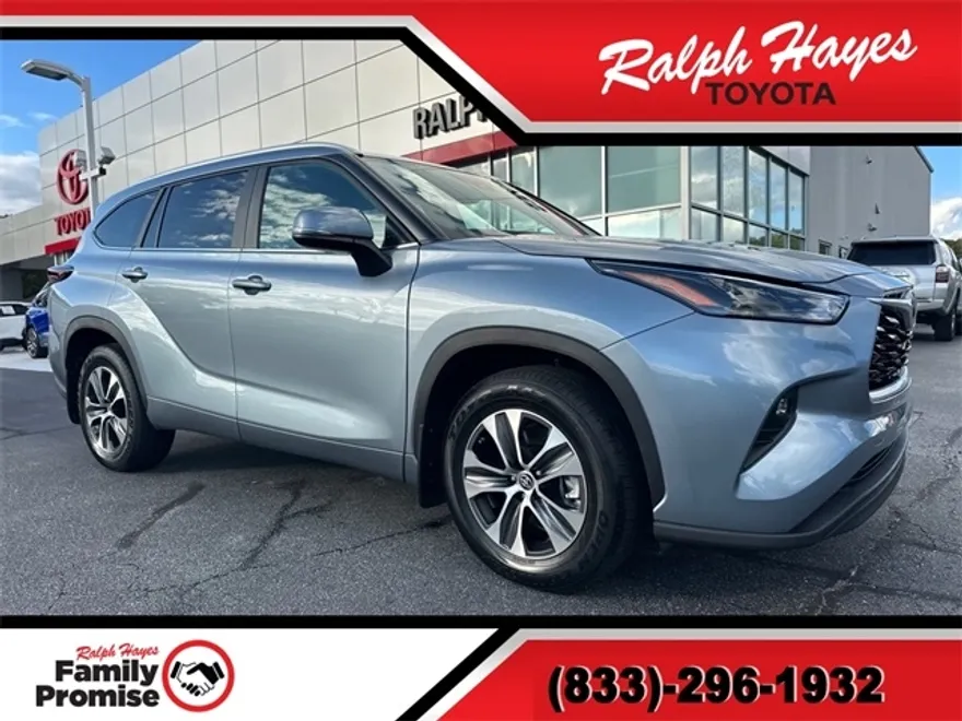 2024 Toyota Highlander Hybrid XLE photo 1