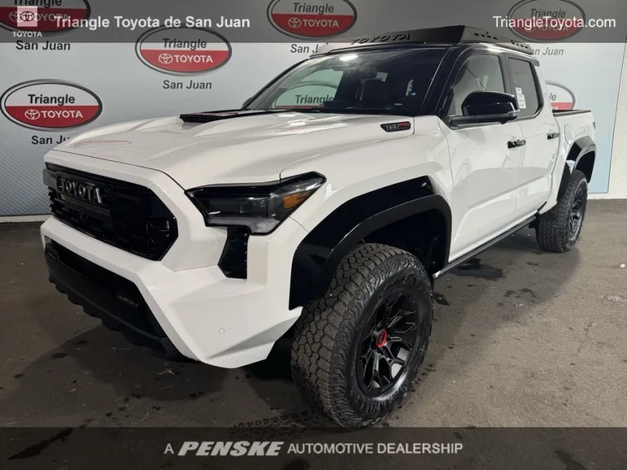 2024 Toyota Tacoma photo 1