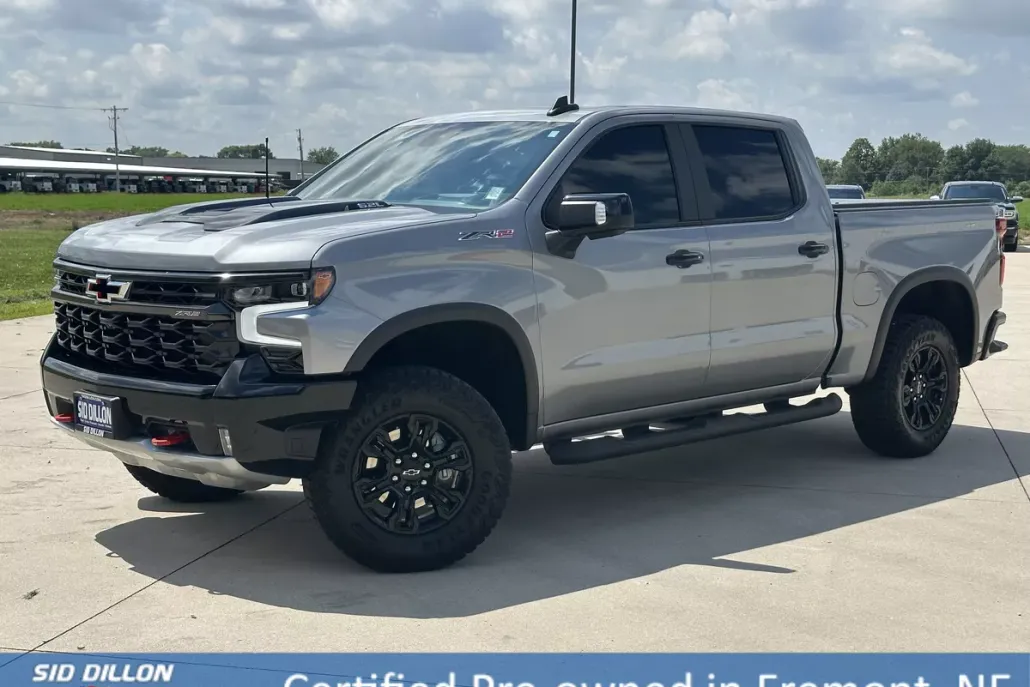 2024 Chevrolet Silverado 1500 ZR2 photo 1