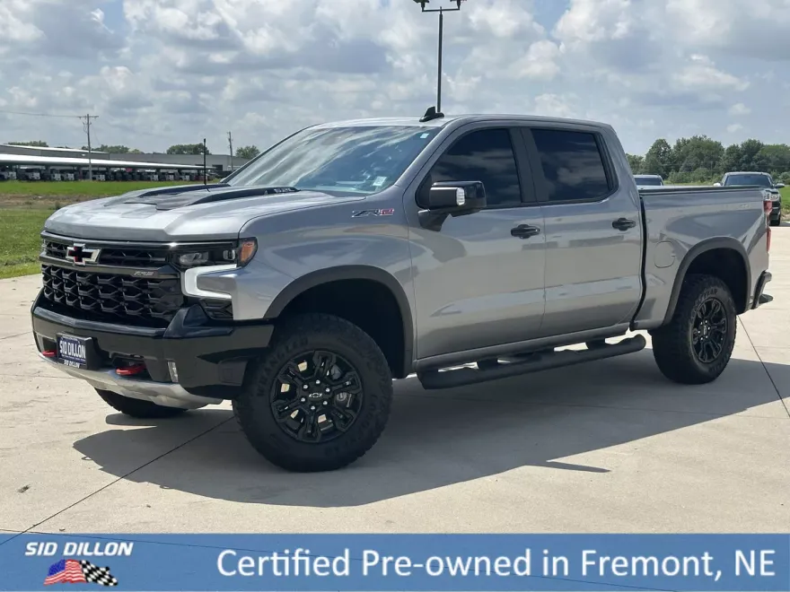 2024 Chevrolet Silverado 1500 ZR2 photo 1
