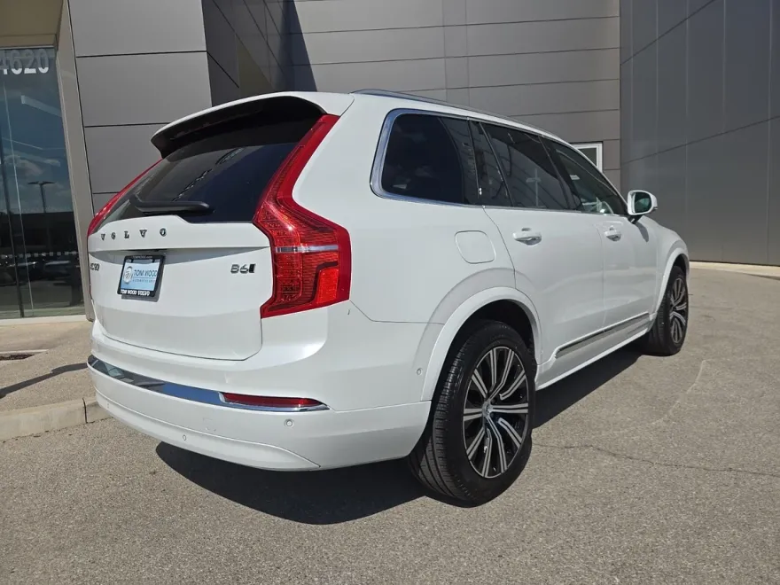 2025 Volvo XC90 Plus photo 1