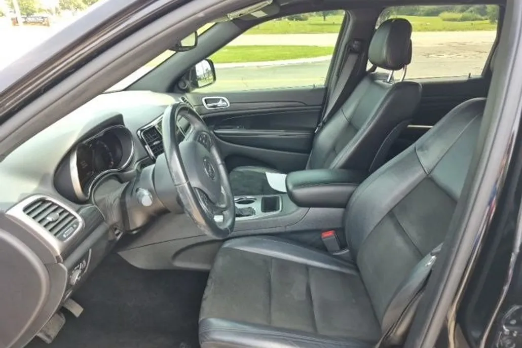 2020 Jeep Grand Cherokee Altitude photo 1