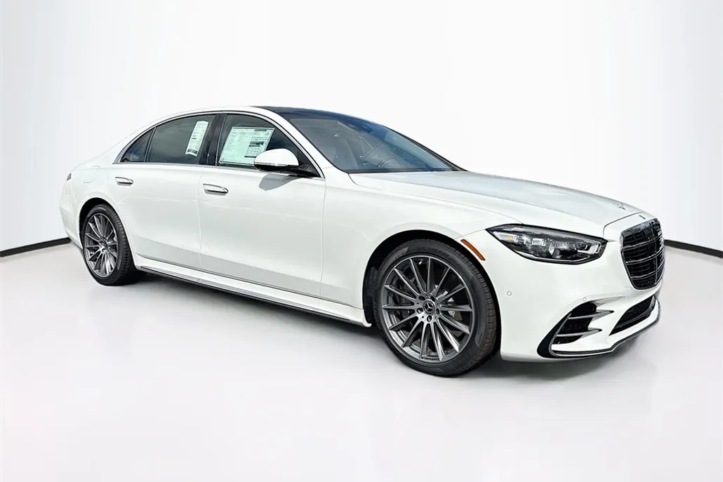 2026 Mercedes Benz S 500 4MATIC photo 1
